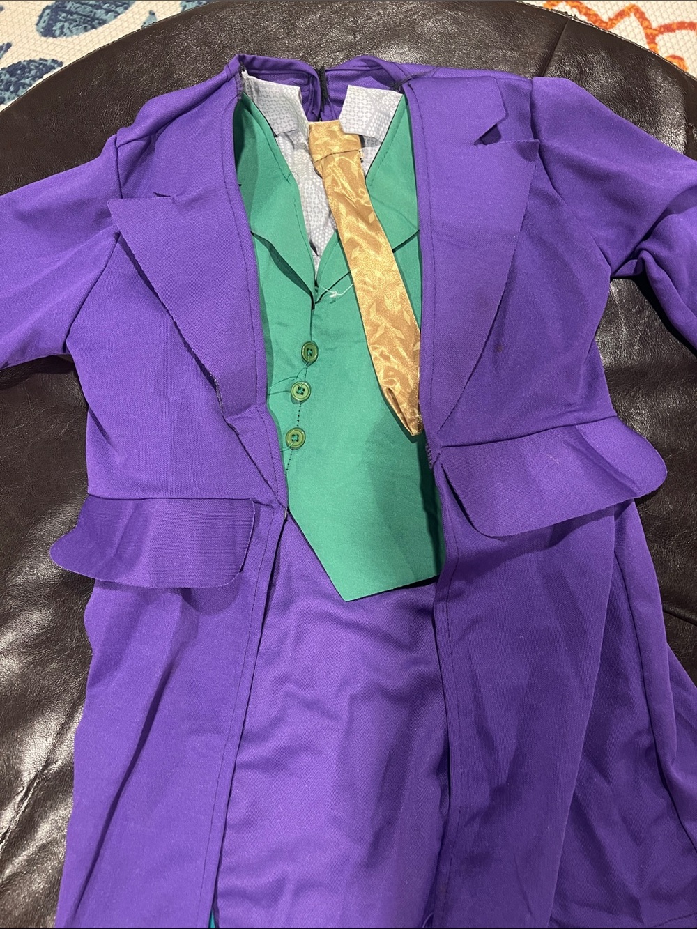 Purple Kids Joker Blazer w: Green Waistcoat & Gold Tie (sz 6 sweats included)